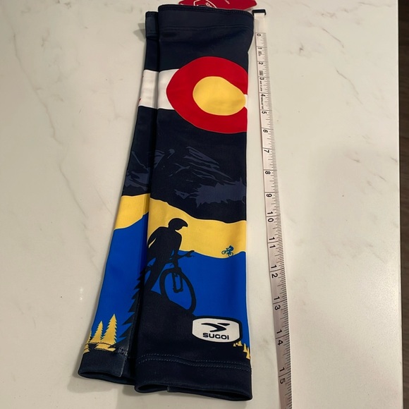 Sugoi Cycling Arm Warmer - Picture 1 of 3